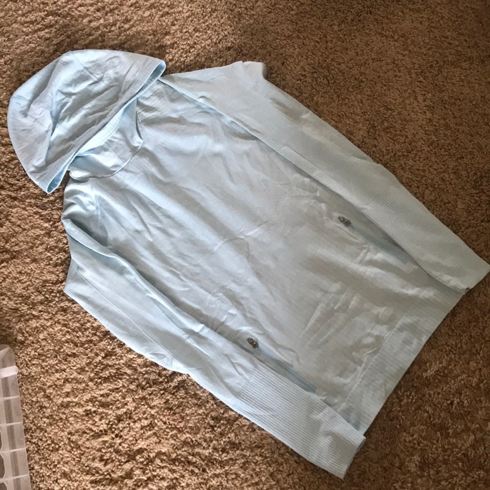 New lululemon running top